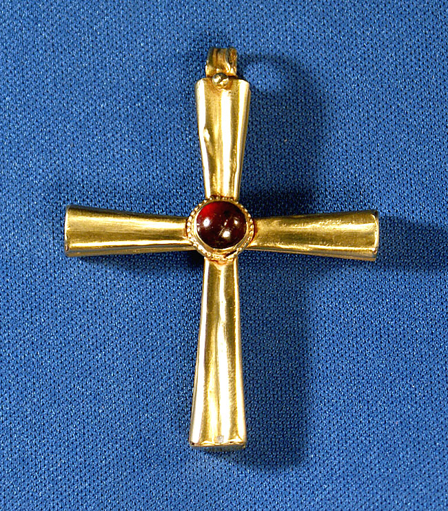 Large Byzantine Gold Cross with Garnet, c. 600-900 AD