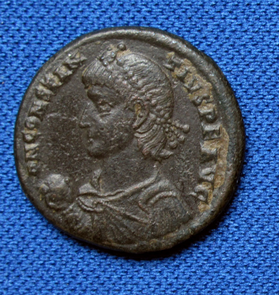 c 337-361 AD -Constantius II (as Augustus) - Roman Bronze Coin
