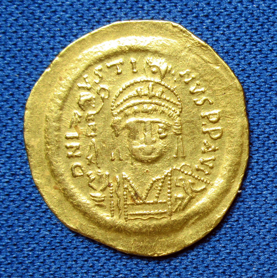 c 565-578 AD - JUSTIN II - Byzantine Gold Solidus