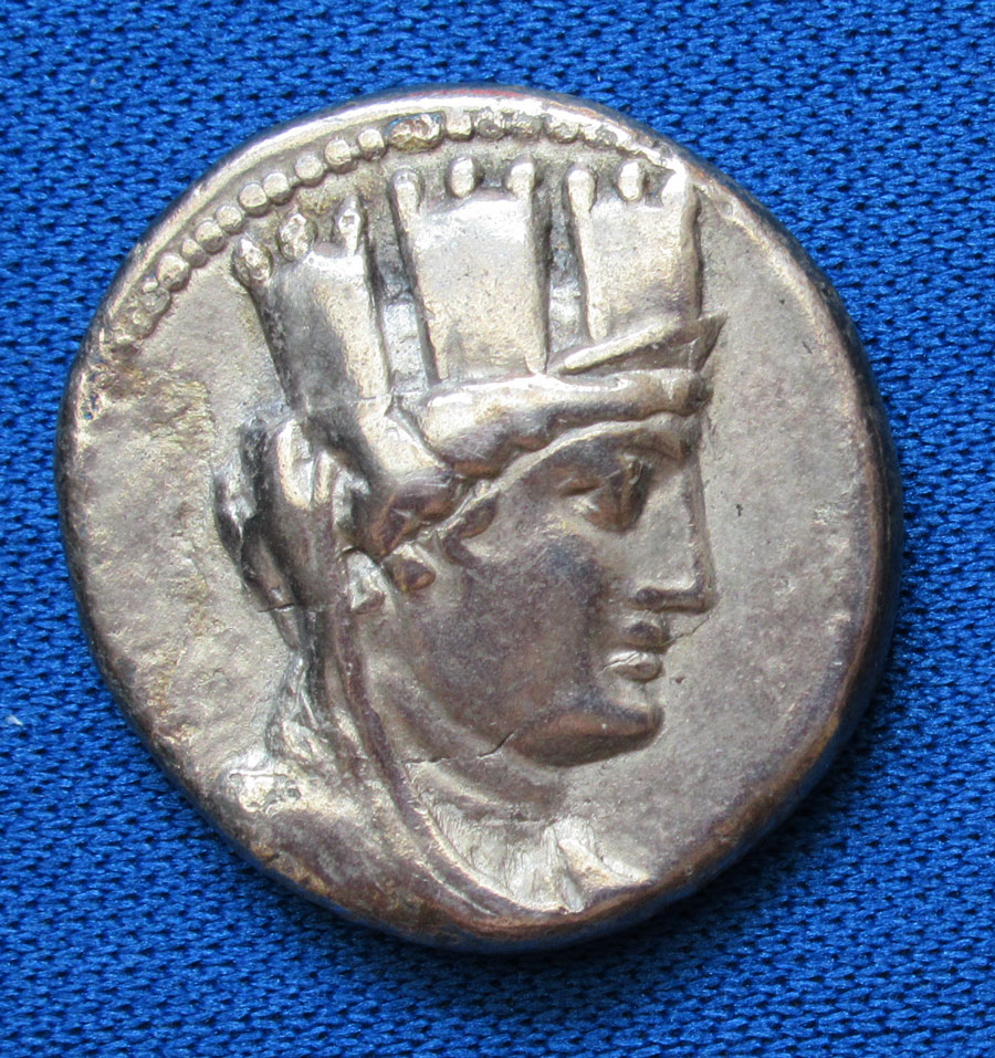 c 083-82 BC - ARADOS, Phoenecia - TYCHE & NIKE, Silver 4drachm