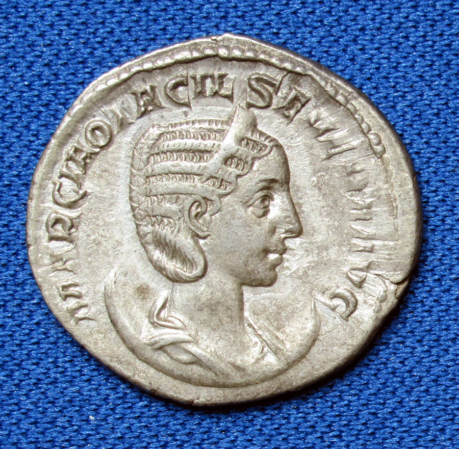 c 244-249 AD - OTACILIA SEVERA, Wife of Emperor Philip I