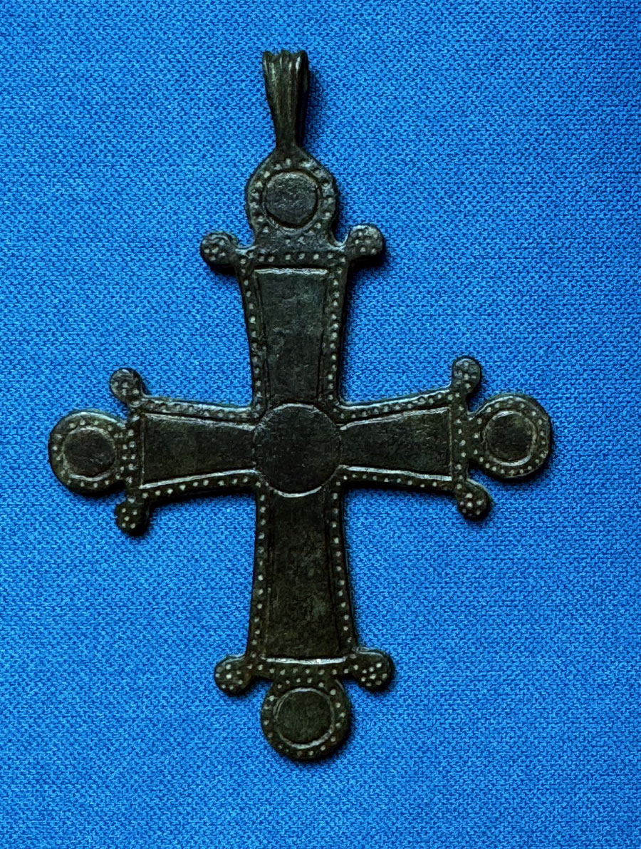 c 10th - 11th century AD Crusade era Christian bronze cross