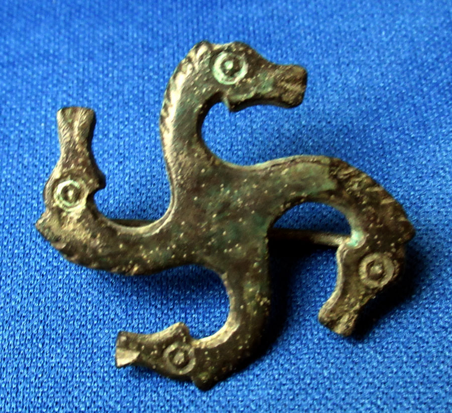 Romano-Celtic Bronze Fibula with horse heads - c 2nd Century AD